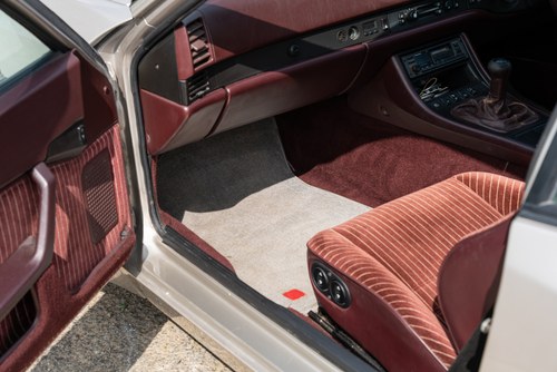 1988 Porsche 944 Turbo For Sale (picture 24 of 124)