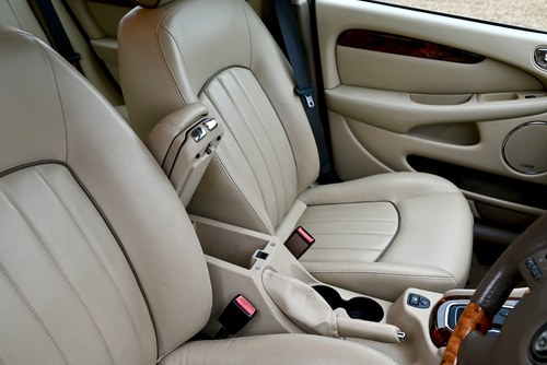 2007 Jaguar X-Type 3.0 V6 Sovereign Estate For Sale (picture 46 of 79)