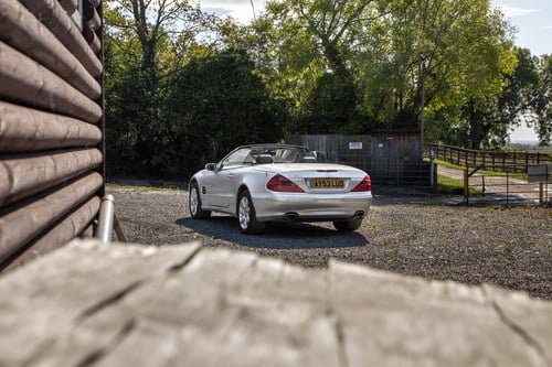 2004 Mercedes-Benz R230 SL500 In vendita (immagine 9 di 205)