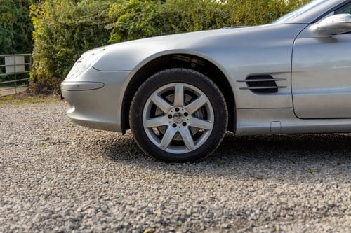 2004 Mercedes-Benz R230 SL500 In vendita (immagine 23 di 205)