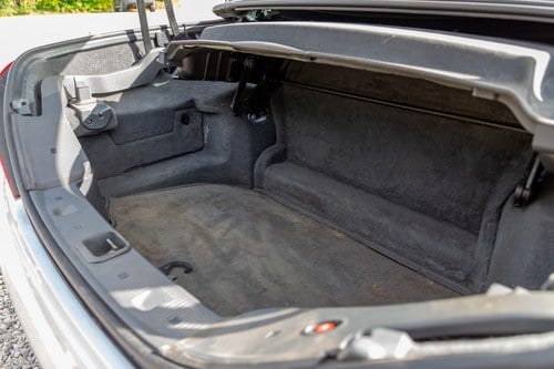 2004 Mercedes-Benz R230 SL500 In vendita (immagine 61 di 205)