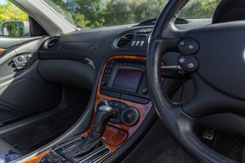 2004 Mercedes-Benz R230 SL500 In vendita (immagine 31 di 205)