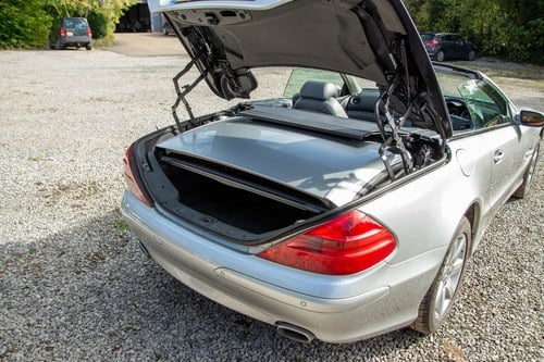 2004 Mercedes-Benz R230 SL500 In vendita (immagine 87 di 205)