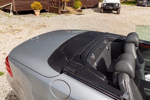 2004 Mercedes-Benz R230 SL500 In vendita (immagine 117 di 205)