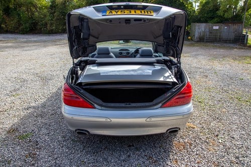 2004 Mercedes-Benz R230 SL500 In vendita (immagine 92 di 205)