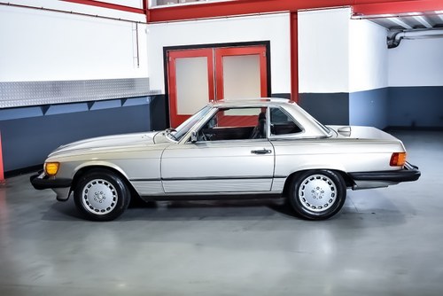 1987 Mercedes-Benz R107 560SL Convertible 5,6L V8 Te koop (foto 27 van 121)