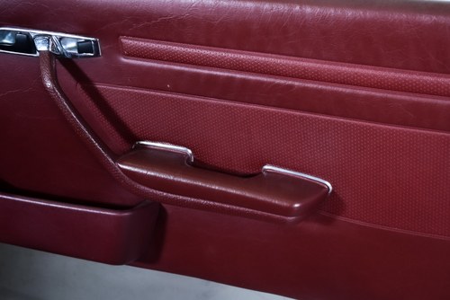 1987 Mercedes-Benz R107 560SL Convertible 5,6L V8 Te koop (foto 46 van 121)