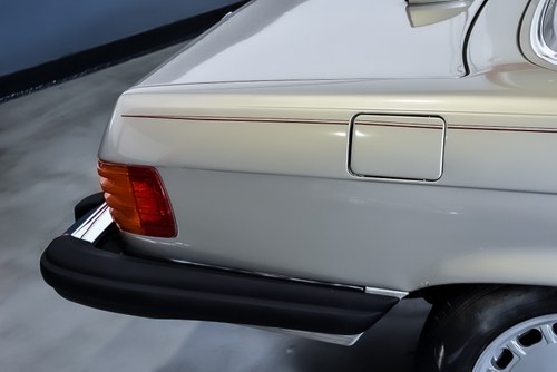 1987 Mercedes-Benz R107 560SL Convertible 5,6L V8 Te koop (foto 58 van 121)