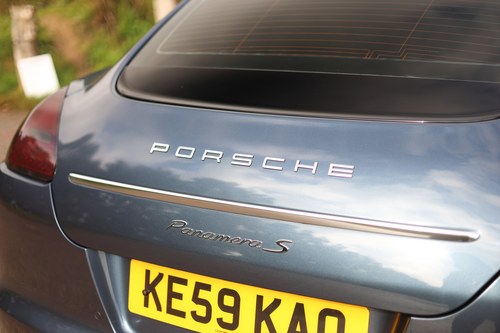 2010 Porsche Panamera V8S Te koop (foto 63 van 312)