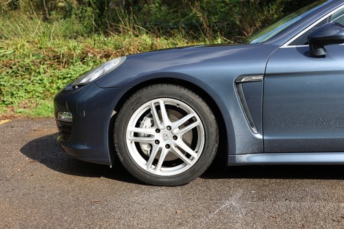 2010 Porsche Panamera V8S Te koop (foto 83 van 312)