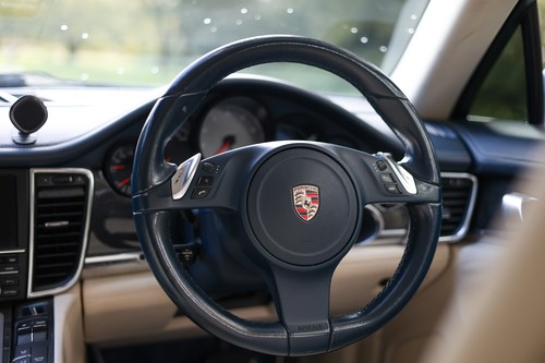 2010 Porsche Panamera V8S Te koop (foto 215 van 312)