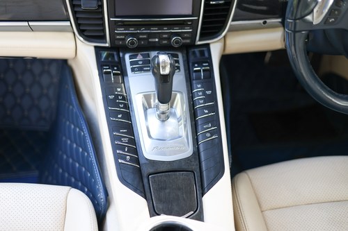 2010 Porsche Panamera V8S Te koop (foto 209 van 312)