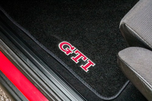 1991 Volkswagen Golf GTI 16V ‘Big Bumper’ zum Verkauf (Bild 31 von 91)