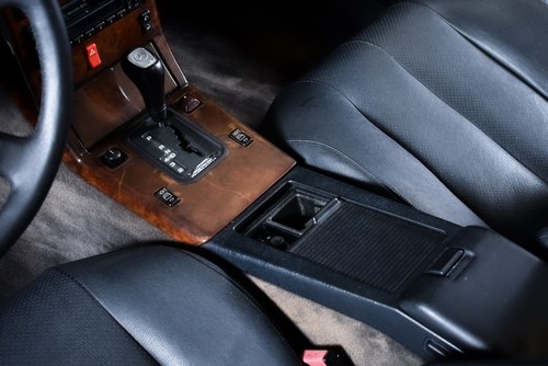 1995 Mercedes-Benz R129 SL320 Convertible 3.2L I6 In vendita (immagine 50 di 137)