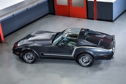 1975 Chevrolet Corvette C3 Stingray Targa 350CI V8 In vendita (immagine 20 di 100)