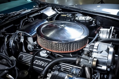 1975 Chevrolet Corvette C3 Stingray Targa 350CI V8 In vendita (immagine 86 di 100)