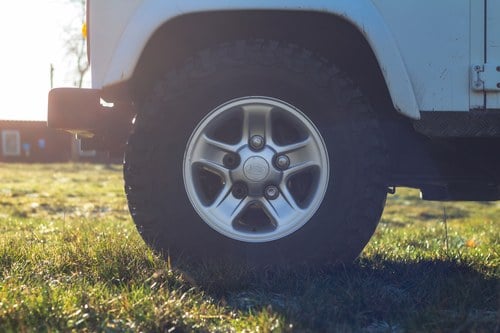 2014 Land Rover Defender 110 TD D/C zum Verkauf (Bild 14 von 224)