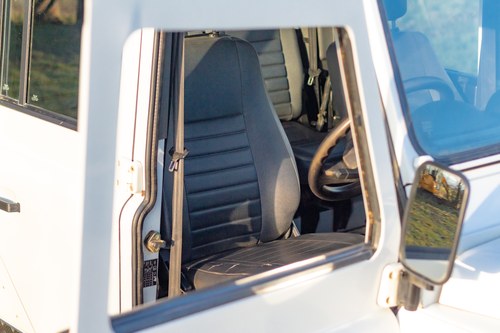 2014 Land Rover Defender 110 TD D/C zum Verkauf (Bild 31 von 224)