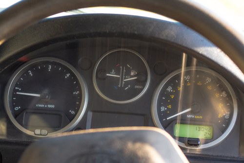 2014 Land Rover Defender 110 TD D/C zum Verkauf (Bild 32 von 224)