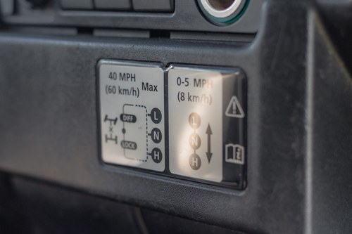 2014 Land Rover Defender 110 TD D/C zum Verkauf (Bild 88 von 224)