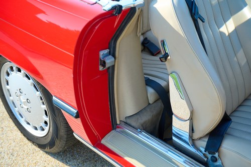 1989 Mercedes-Benz 300SL (R107) à vendre (picture 62 of 194)