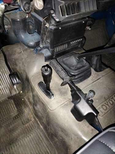 1981 Toyota Land Cruiser BJ42 ‘V’ Hard Top In vendita (immagine 14 di 48)