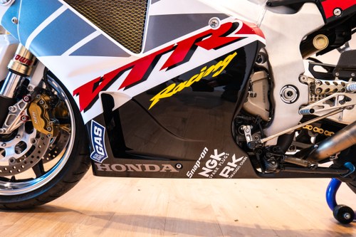 2004 Honda VTR1000 SP2 In vendita (immagine 114 di 142)