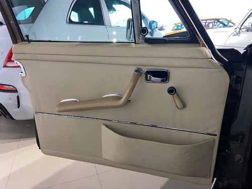 1970 Mercedes-Benz 280S W108 Te koop (foto 17 van 46)