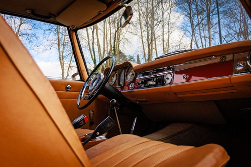 1965 Mercedes-Benz 230SL (W113) à vendre (picture 53 of 162)