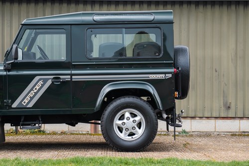 1996 Land Rover Defender 90 TDI County SW For Sale (picture 47 of 63)