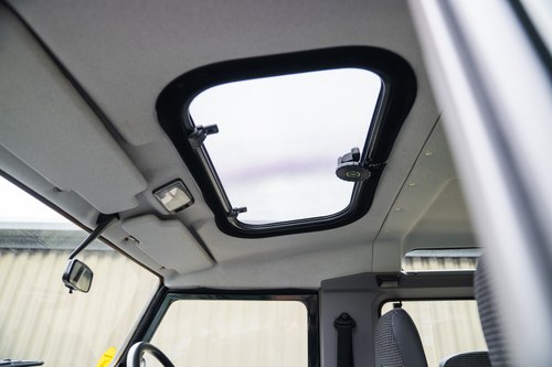 1996 Land Rover Defender 90 TDI County SW For Sale (picture 23 of 63)