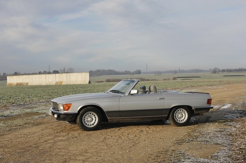 1985 Mercedes-Benz 500 SL R107 For Sale (picture 5 of 130)