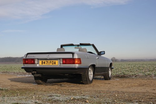 1985 Mercedes-Benz 500 SL R107 For Sale (picture 15 of 130)