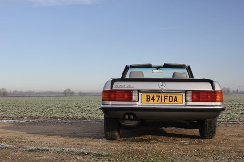 1985 Mercedes-Benz 500 SL R107 For Sale (picture 18 of 130)