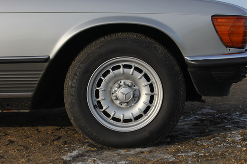 1985 Mercedes-Benz 500 SL R107 For Sale (picture 32 of 130)