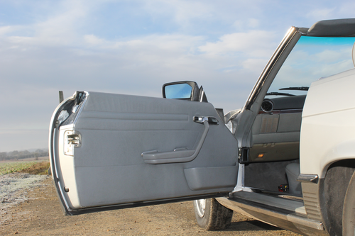 1985 Mercedes-Benz 500 SL R107 For Sale (picture 37 of 130)