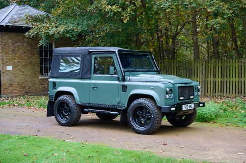 2012 Land Rover Defender 90 Convertible by Twisted In vendita (immagine 1 di 150)