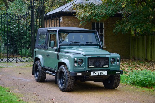 2012 Land Rover Defender 90 Convertible by Twisted In vendita (immagine 4 di 150)