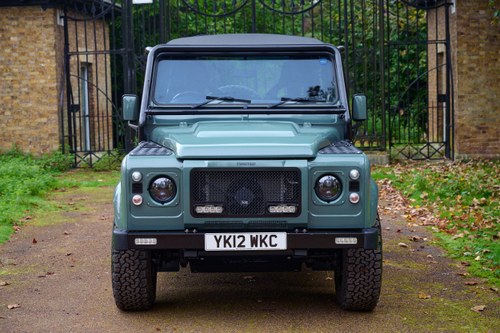 2012 Land Rover Defender 90 Convertible by Twisted In vendita (immagine 6 di 150)