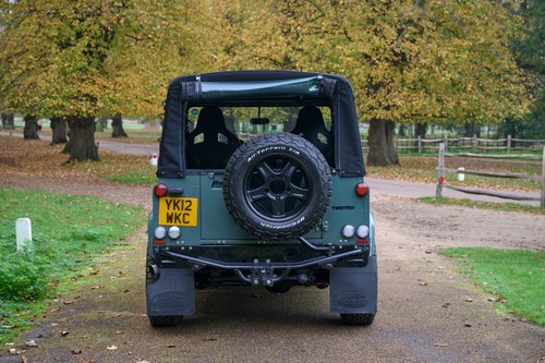 2012 Land Rover Defender 90 Convertible by Twisted In vendita (immagine 11 di 150)