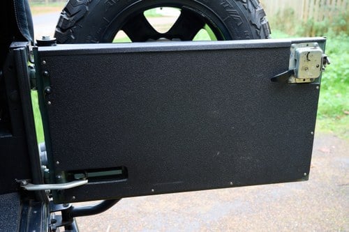 2012 Land Rover Defender 90 Convertible by Twisted In vendita (immagine 53 di 150)