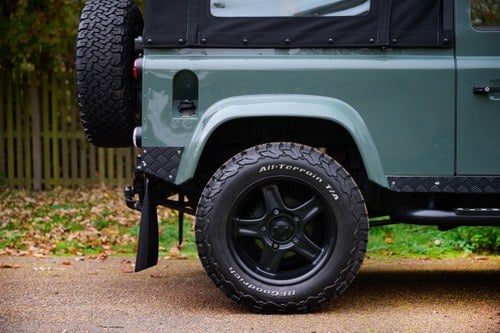 2012 Land Rover Defender 90 Convertible by Twisted In vendita (immagine 55 di 150)