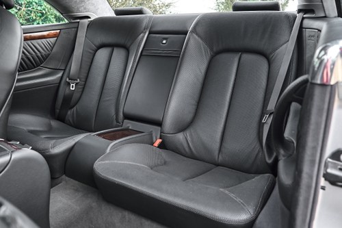 2001 Mercedes-Benz C215 CL600 V12 à venda (imagem 20 de 372)