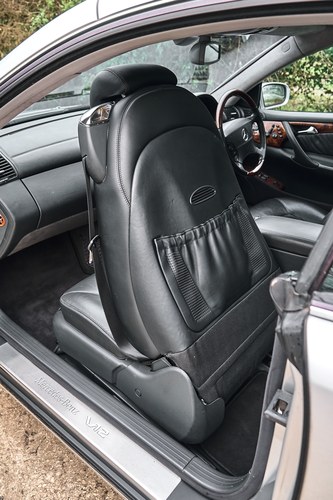 2001 Mercedes-Benz C215 CL600 V12 à venda (imagem 32 de 372)