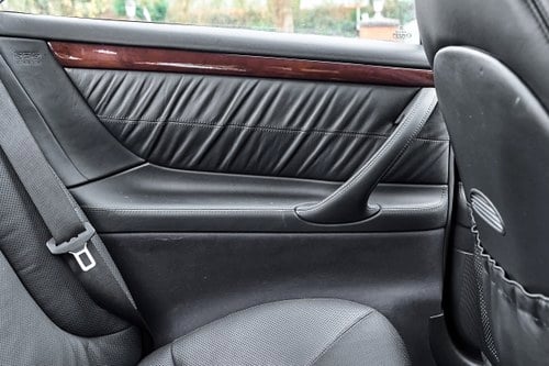 2001 Mercedes-Benz C215 CL600 V12 à venda (imagem 128 de 372)