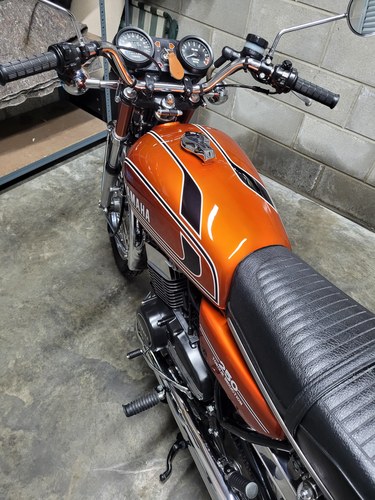 1975 Yamaha RD250 D zum Verkauf (Bild 5 von 14)