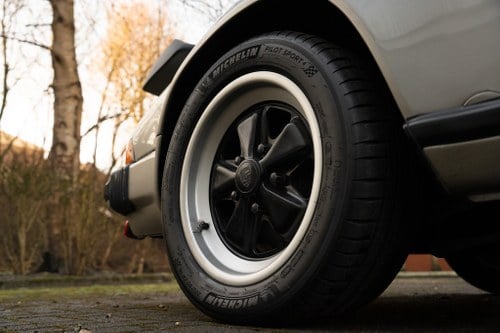 1982 Porsche 911 SC Te koop (foto 27 van 214)