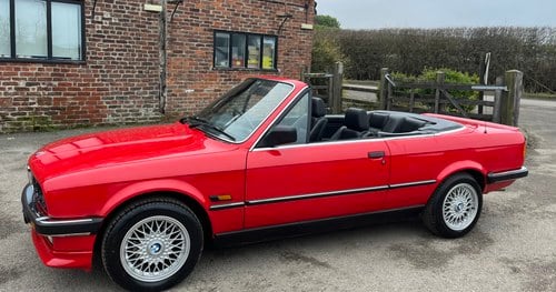 1990 BMW E30 320i Convertible zum Verkauf (Bild 12 von 69)