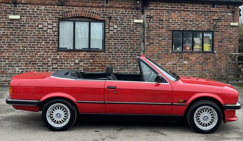 1990 BMW E30 320i Convertible zum Verkauf (Bild 28 von 69)
