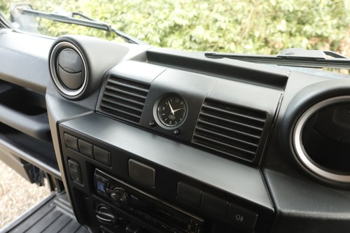 2012 Land Rover Defender 90 Pick Up 37k miles En venta (imagen 45 de 179)